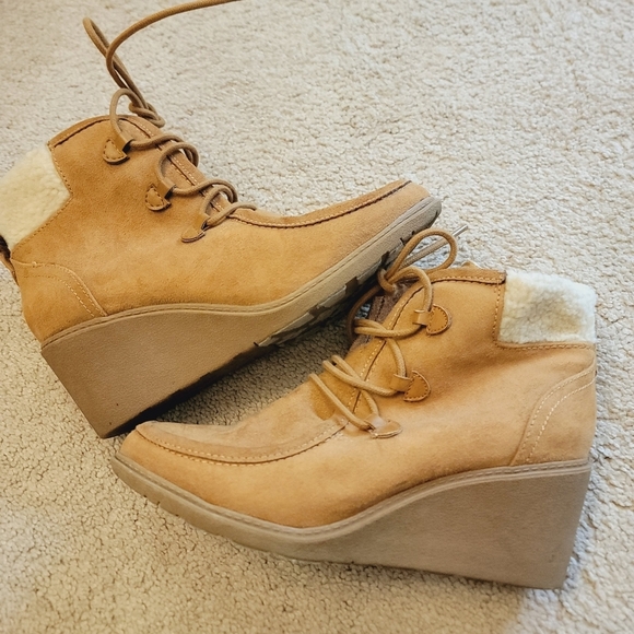 Madlove Wedge Booties 9 - Picture 1 of 8